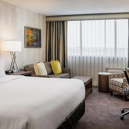 Holiday Inn Winnipeg-South By Ihg Exterior photo