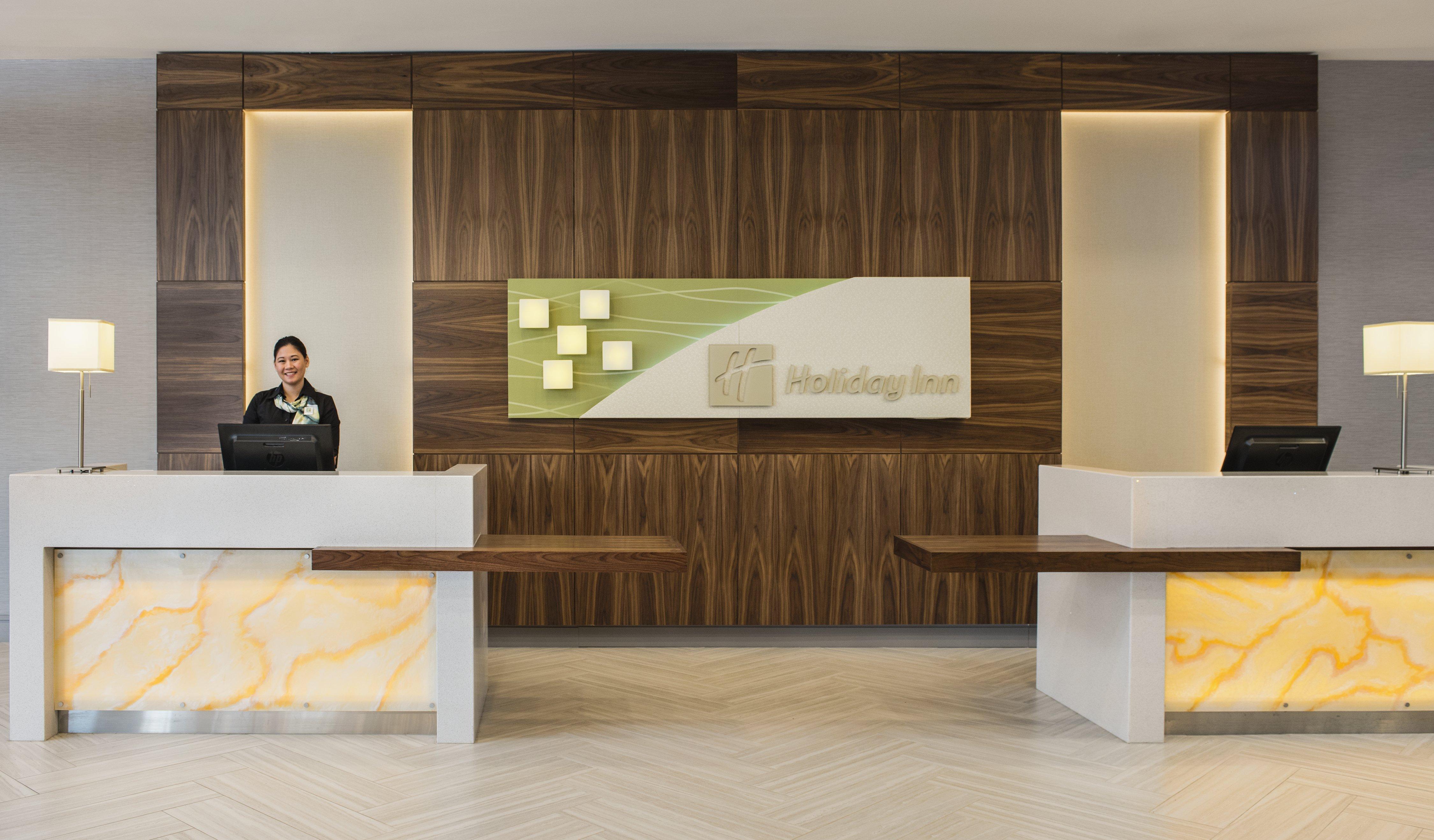 Hotel Winnipeg-south By Ihg 3*